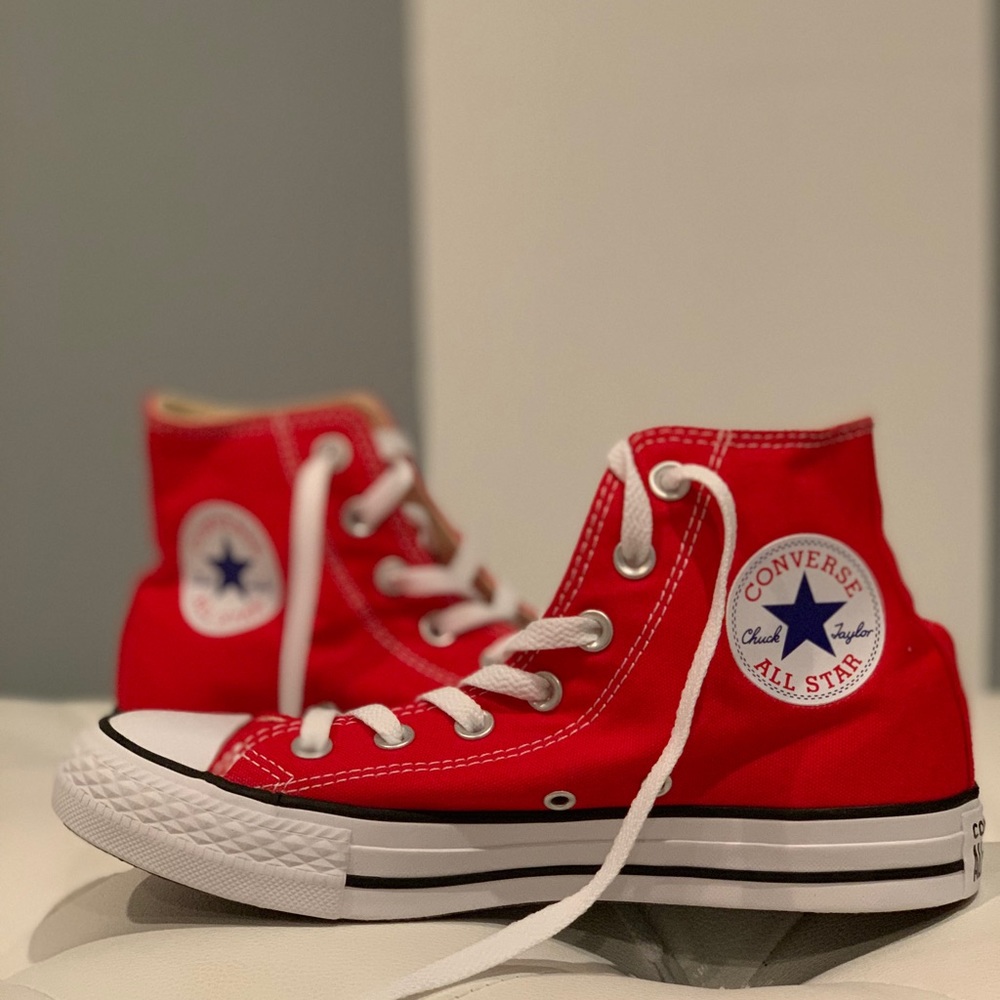 Red hightop converse